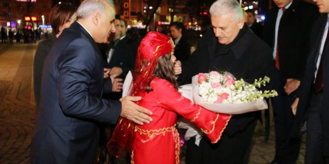 Başbakan Yıldırım: “Terör Konusunda Çifte Standardı Bırakmak Lazım”