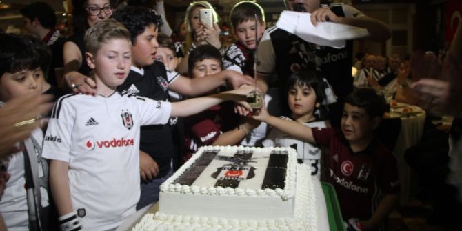 Beşiktaş’ın 114. Kuruluş Yıldönümü Kuşadası’nda Kutlandı