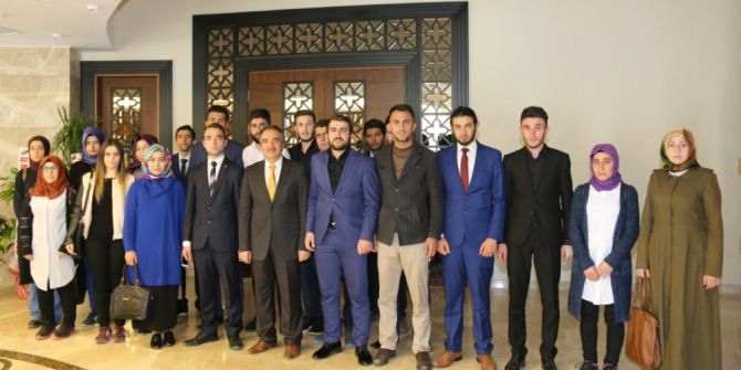 Üniversite Öğrenci Konseyi Ve Üniversite Ülkü Ocakları Teşkilatı Rektör Bağlı’yı Ziyaret Etti