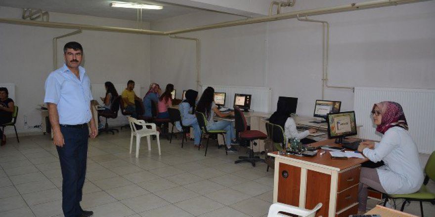 Bilgisayar Kurslarına Yoğun İlgi