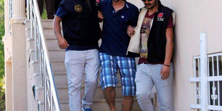 Suikast Timinde Yer Alan İki Darbeci Adliyeye Sevk Edildi