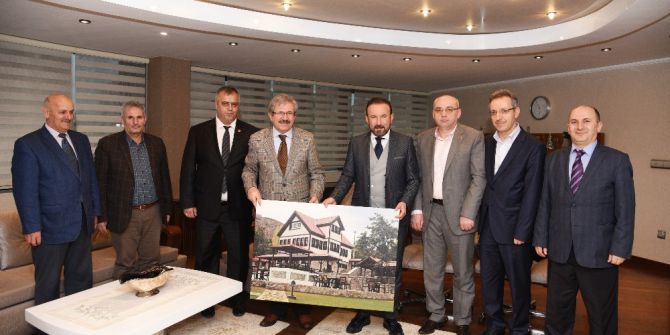 Başkan Doğan, Ziyaretçilerini Ağırladı