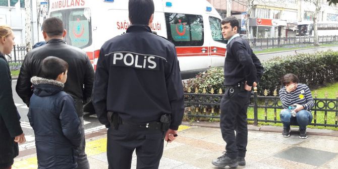 Kaza Yapan Kadın Sürücü Sinir Krizi Geçirdi