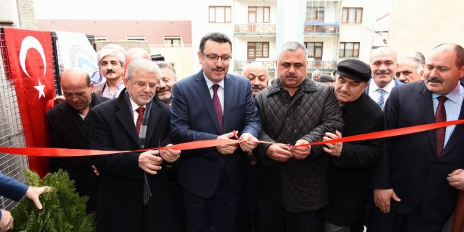 Genç, Muhtarlıkların Kapatılacağı İddialarına Tepki Gösterdi