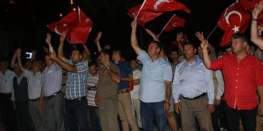 Çüngüşlüler Sokakları İnletti