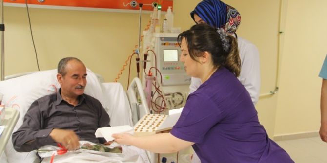 Böbrek Hastalarından Organ Bağışı Çağrısı