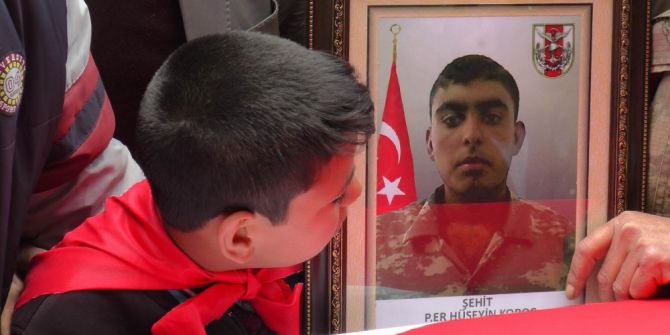 Suriye Sınırında Şehit Olan Asker Son Yolculuğuna Uğurlandı