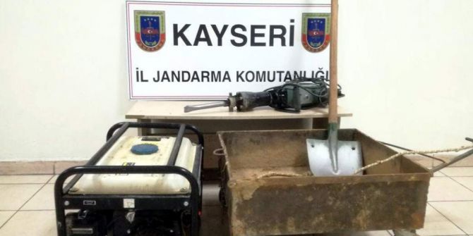 Kaçak Kazı Yapan 6 Kişi Yakalandı