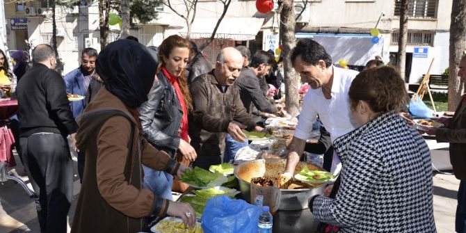 Siverek’te İhtiyaç Sahipleri Ve Yetimler Yararına Kermes Düzenlendi