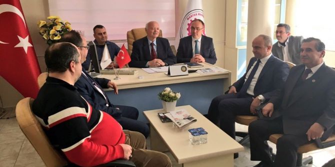 Ak Partili Mersinli’den Oda Başkanlarına Referandum Ziyareti