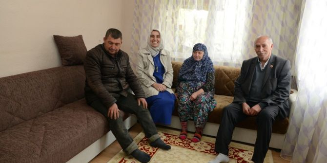 İnegöl Belediyesi İhtiyaç Sahiplerinin Evlerini Yeniledi