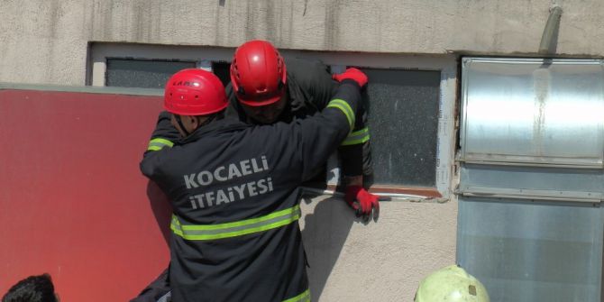 Asılsız İhbar İtfaiye Ve Sağlık Ekiplerini Harekete Geçirdi