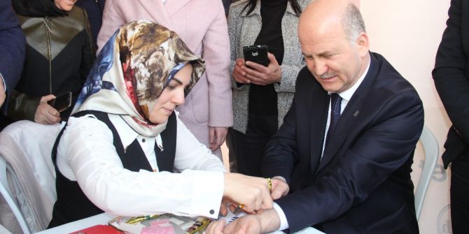 Referanduma ‘Evet’ Dövmeli Destek