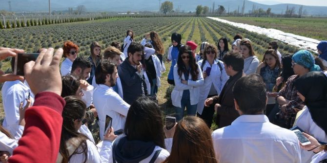 Körfezin Üniversiteli Aktarlarından, Burhaniye Çiftçi Eğitim Merkezi’ne Teknik Gezi