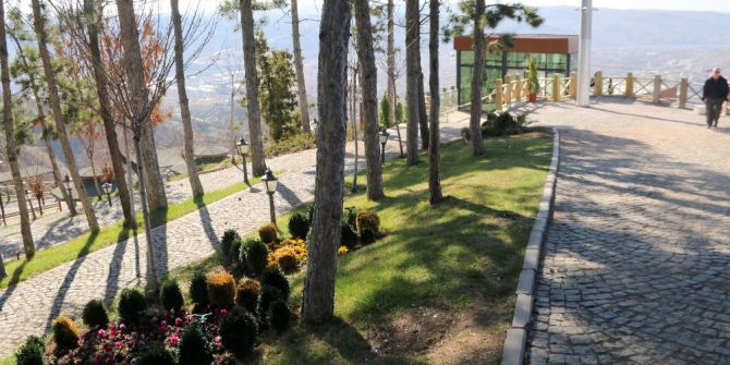 Çankırı’daki Cam Seyir Terasının Çevre Ve Peyzaj Düzenlemesi Tamamlandı