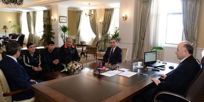 Şampiyon Sporcular Vali Azizoğlu’nu Ziyaret Etti