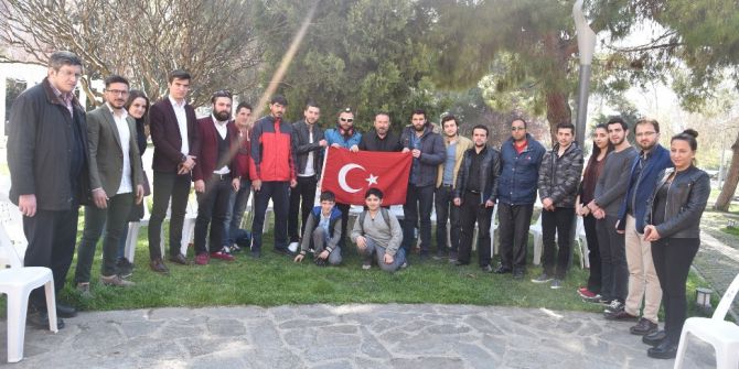 Başkan Doğan, “Kardeşlik İçin Evet” Sloganıyla Yürüyen Grupla Buluştu