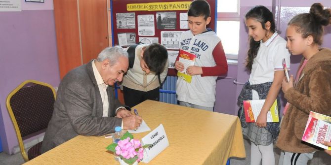 Akşehir’de Yazar-öğrenci Buluşmaları