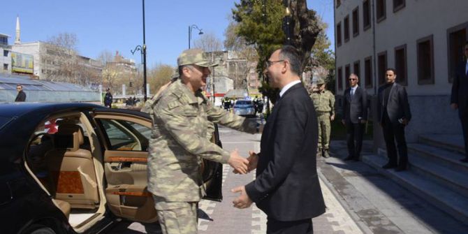Kara Kuvvetleri Komutanı Orgeneral Çolak, Malatya Valisini Ziyaret Etti