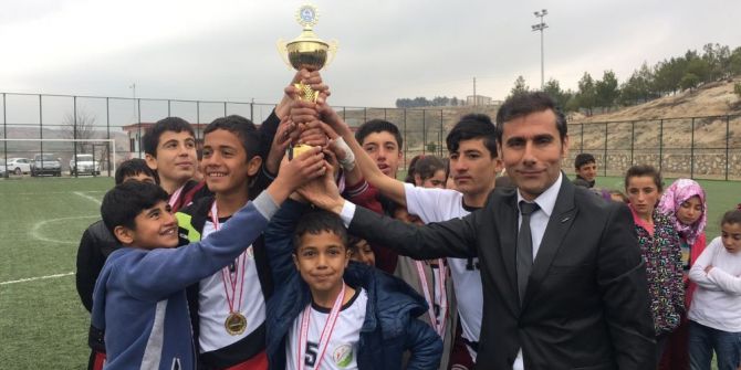 Çim Hokey Heyecanı Sona Erdi