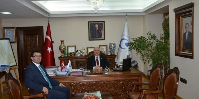 Besni Kaymakamı Gencer’den Rektör Gönüllü’ye Ziyaret