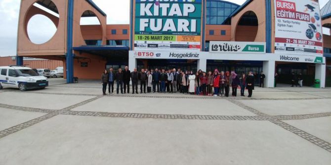 Dost Öğrenciler Kitap Fuarında Buluştu