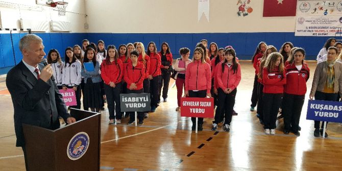 Kyk’da Voleybol Heyecanı Başladı