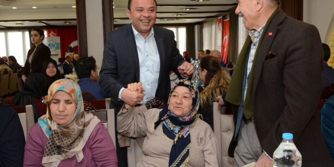 Aksaray’da Protokol Üyeleri Şehit Yakınlarıyla Buluştu