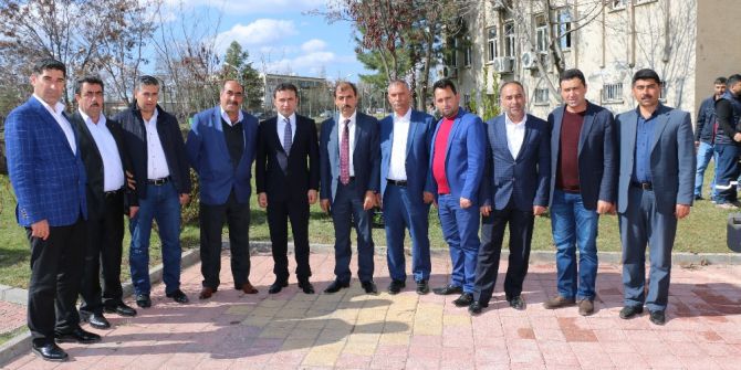 Muhtarlarla Bir Araya Gelen Kılıç, Sorunları Dinledi