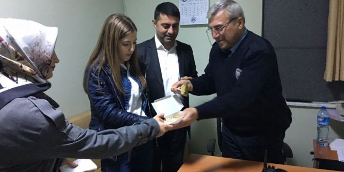 Gece Çalışanlarının Nöbetlerine, Öğrenciler Ortak Oldu