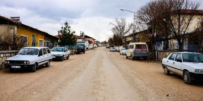 Büyükşehir Akçadağ’da Yol Çalışmalarına Başladı