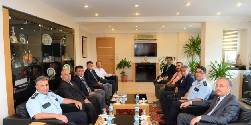 Vali Özdemir’den Emniyet Müdürlüğü’ne Ziyaret
