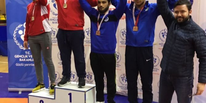 Gençlerde Üç Sporcu Türkiye Finallerinde