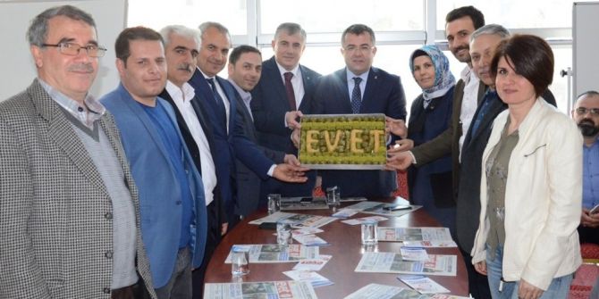 Ak Parti Heyetine Davullu Zurnalı Karşılama