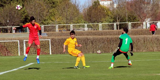 Kayserispor’da Antalyaspor Maçı Hazırlıkları Devam Ediyor