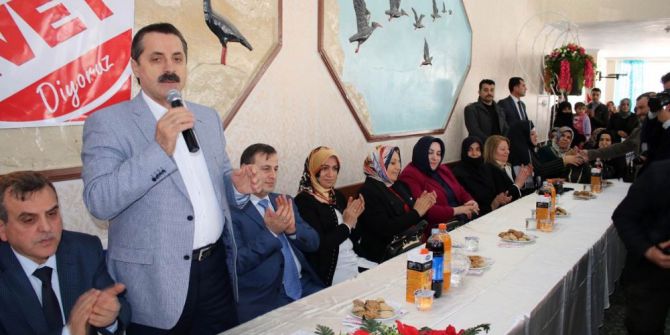 Bakan Çelik Birecikli Kadınlarla Bir Araya Geldi