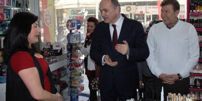 Bakan Faruk Özlü İle Vatandaş Arasında “Evet-hayır” Diyaloğu