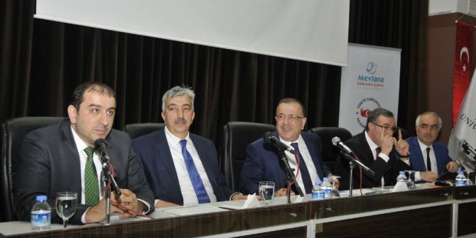 Selçuk’ta Gelecek Ve Girişimcilik Konuşuldu