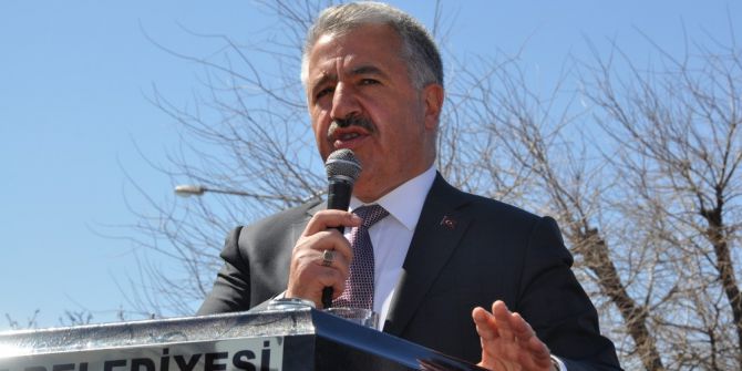 Bakan Ahmet Arslan Kars’ta