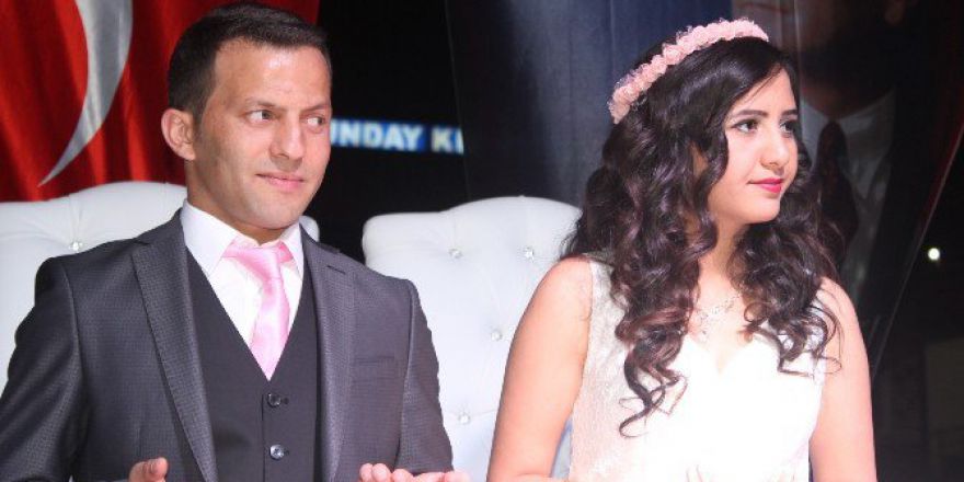 Demokrasi Nöbetinde Nikah Kıydılar