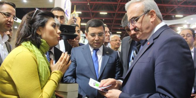 Vali Karaloğlu’na ‘Çevreci Komşu Kart’ı