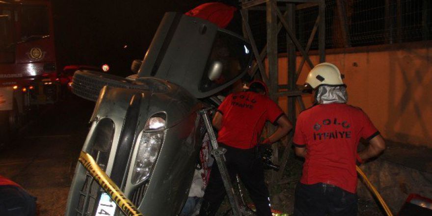 Kaza Yapan Oğlunu Gören Anne Gözyaşlarına Boğuldu