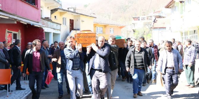 Libya’daki Çifte Acı Yürekleri Dağladı