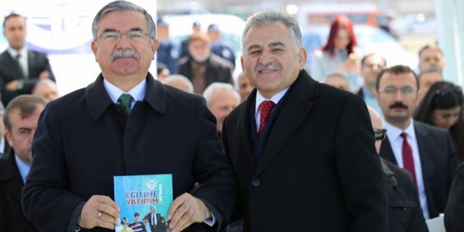 Milli Eğitim Bakanı İsmet Yılmaz Başkan Memduh Büyükkılıç’a Teşekkür Etti