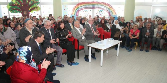 Odunpazarı’nın Minikleri Yaşlıları Unutmadı