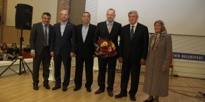 Başkan Karaosmanoğlu, Yaşlılarla Bir Araya Geldi