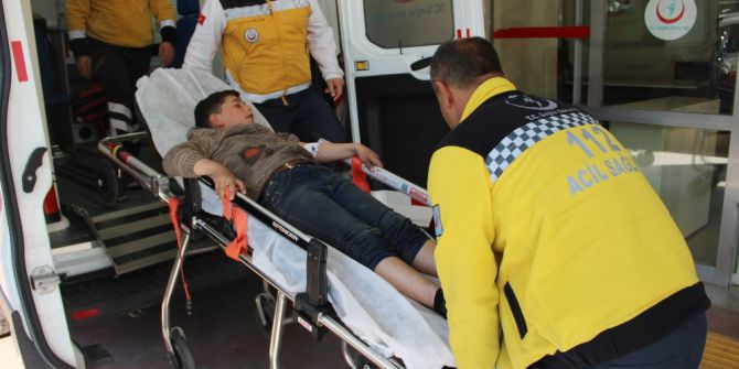 Otomobilin Çarptığı Çocuk Yaralandı