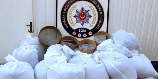 Diyarbakır’da 14 Bin Adet Uyuşturucu Hap Ele Geçirildi