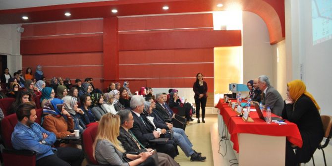 Neüde “Okul Öncesinin Geleceği” Konulu Panel Düzenlendi