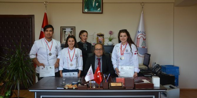 Ortaca Meslek Yüksek Okulu Ulusal Yemek Yarışmasında Ödülleri Topladı